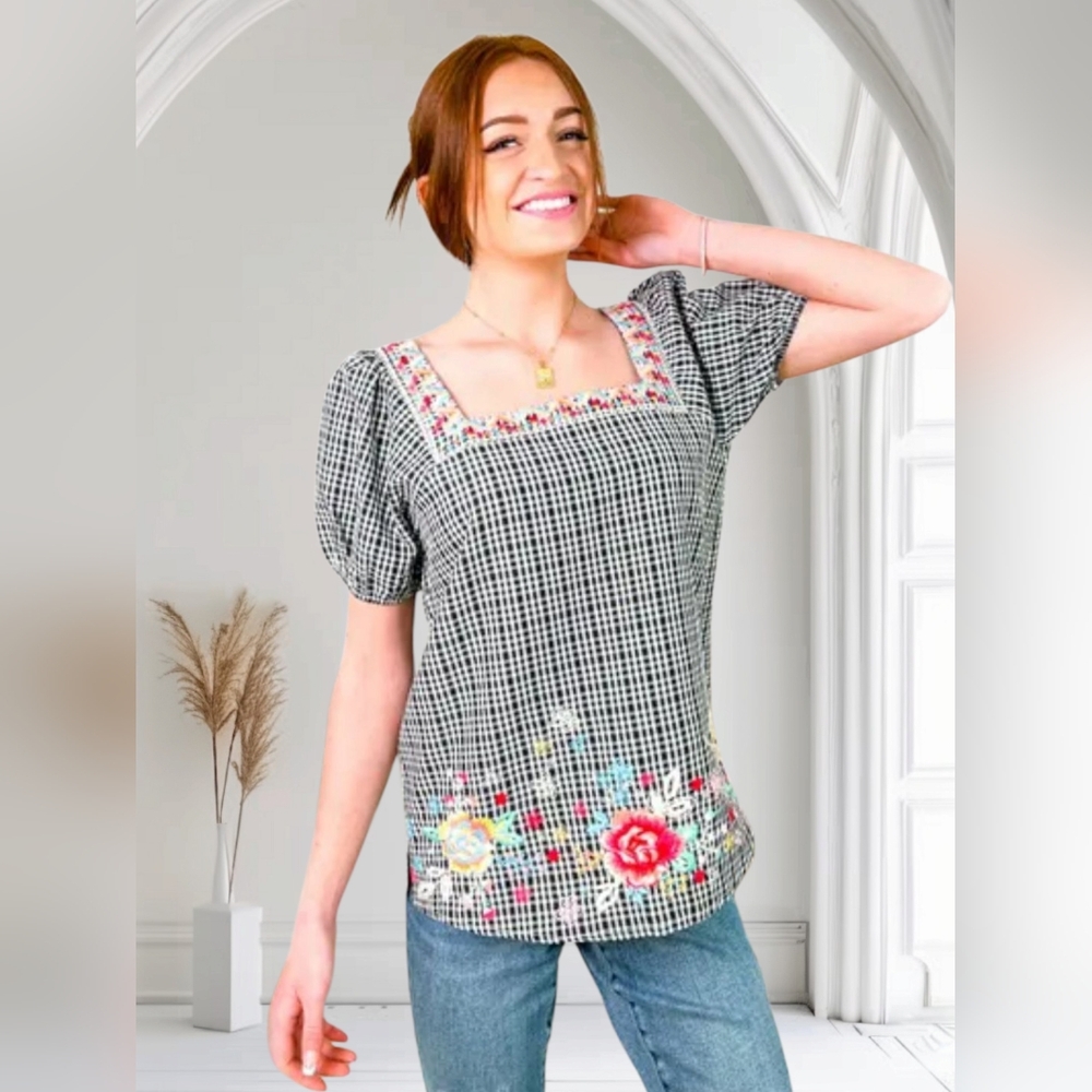 Savanna Jane Black & White Gingham Embroidered Boho Shirt Size Small Oversized